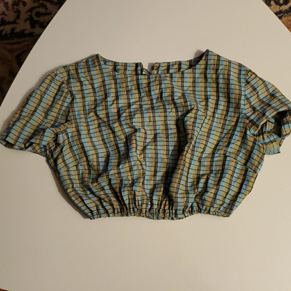Gingham crop top